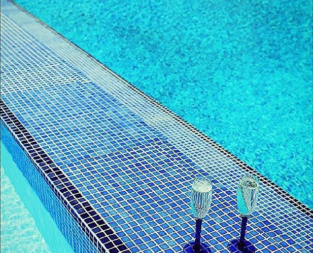 Bugibba Deluxe Penthouse With Terrace & Communal Swimming Pool Appartement San Pawl il-Baħar